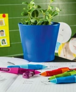 Groothandel 👍 STABILO EASYergo 3.15 - Ergonomisch Vulpotlood - Rechtshandig - Navulbaar - Blauw/Donker Blauw - Extra Dikke Potloodvulling 3,15 Mm 🧨 -ACROPAQ Shop 550x346 1