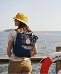 Nieuw 🤩 Fjallraven Fjällräven Kånken Totepack Unisex Rugzak - Black 🎉 -ACROPAQ Shop 550x368 15