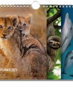 Coupon ✨ Bekking & Blitz - Wereldnatuurfonds Familie Planner 2023 - WWF Familieplanner 2023 - Natuur - Dieren - Wandmodel Met Ophangoog - Maandoverzicht Op 1 Pagina - Ruime Voor De Planning Van 5 Personen 💯