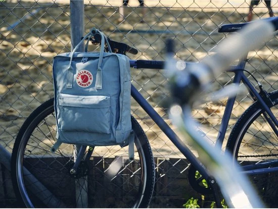 Aanbiedingen ๐ Fjallraven Fjällräven Kånken Unisex Rugzak - Blue Ridge โญ 11 Aanbiedingen ๐ Fjallraven Fjällräven Kånken Unisex Rugzak - Blue Ridge โญ - Afbeelding 9