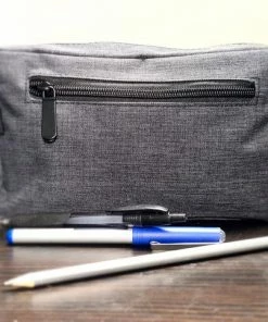 Goedkoop 🥰 Sports Active Etui Jongens - Etui Meisjes - Etui Voor School - Unisex - Donkergrijs/zwart 🔥 -ACROPAQ Shop 550x483 1