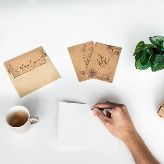 Beste Pirce 🥰 Partizzle® Partizzle 36x Kraft Bedankt Kaartjes Set - Thank You Cards - Wenskaarten - Ansichtkaarten - Kaarten Met Enveloppen - 15x10 Cm 👏 4 Beste Pirce 🥰 Partizzle® Partizzle 36x Kraft Bedankt Kaartjes Set - Thank You Cards - Wenskaarten - Ansichtkaarten - Kaarten Met Enveloppen - 15x10 Cm 👏 - Afbeelding 2