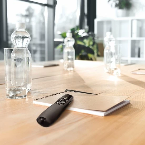 Beste recensies van 🥰 Goodlux Draadloze Presenter - Presentatie Klikker - Powerpoint Klikker + Beschermhoes ✔️ 6 Beste recensies van 🥰 Goodlux Draadloze Presenter - Presentatie Klikker - Powerpoint Klikker + Beschermhoes ✔️ - Afbeelding 4