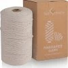 Goedkoop 🔔 Fein Choice®️ Premium Macrame Koord 3mm X 200m, 100% Natuurlijke Katoenen Garen Voor DIY, Macrame Touw Voor Boho Decoratie, Wandhangers, Plantenhangers, Breien, Dromenvanger (Beige) 🎁 -ACROPAQ Shop 550x578