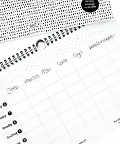 Beste Verkoop 😀 Zoedt - Familieplanner 2023 - A4 - Met Boekenlegger Voor Namen - Zwart Wit - Ringband 🛒 -ACROPAQ Shop 550x704 3