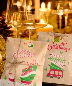 Beste Pirce 🥰 BeautyFit Kerst Verpakking - 24 Stuks - Kerst Doos - Cadeau Verpakking - Zakjes - Cadeauzakjes Kerst - Kerstzakjes - Kerstdozen - Kersttas - Kerstcadeau - Kerstcadeautjes Klein - Black Friday 2022 Deals - Schoencadeautjes 😀 -ACROPAQ Shop 550x731 1