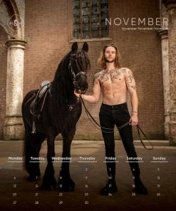Beste Pirce ๐ Horse And Hunk Kalender 2023 ๐งจ 28 Beste Pirce ๐ Horse And Hunk Kalender 2023 ๐งจ -ACROPAQ Shop 550x779 15